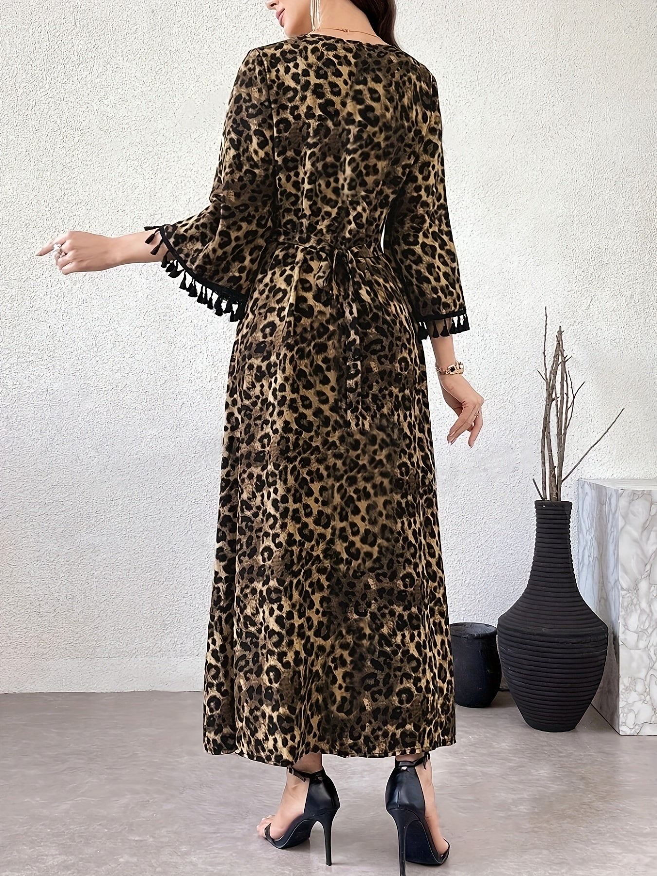 1pc Elegant Leopard Print Tassel Sleeve Maxi Dress for Women, Polyester Woven Crew Neck A-Line Spring/Fall Dress with Tassel Detail