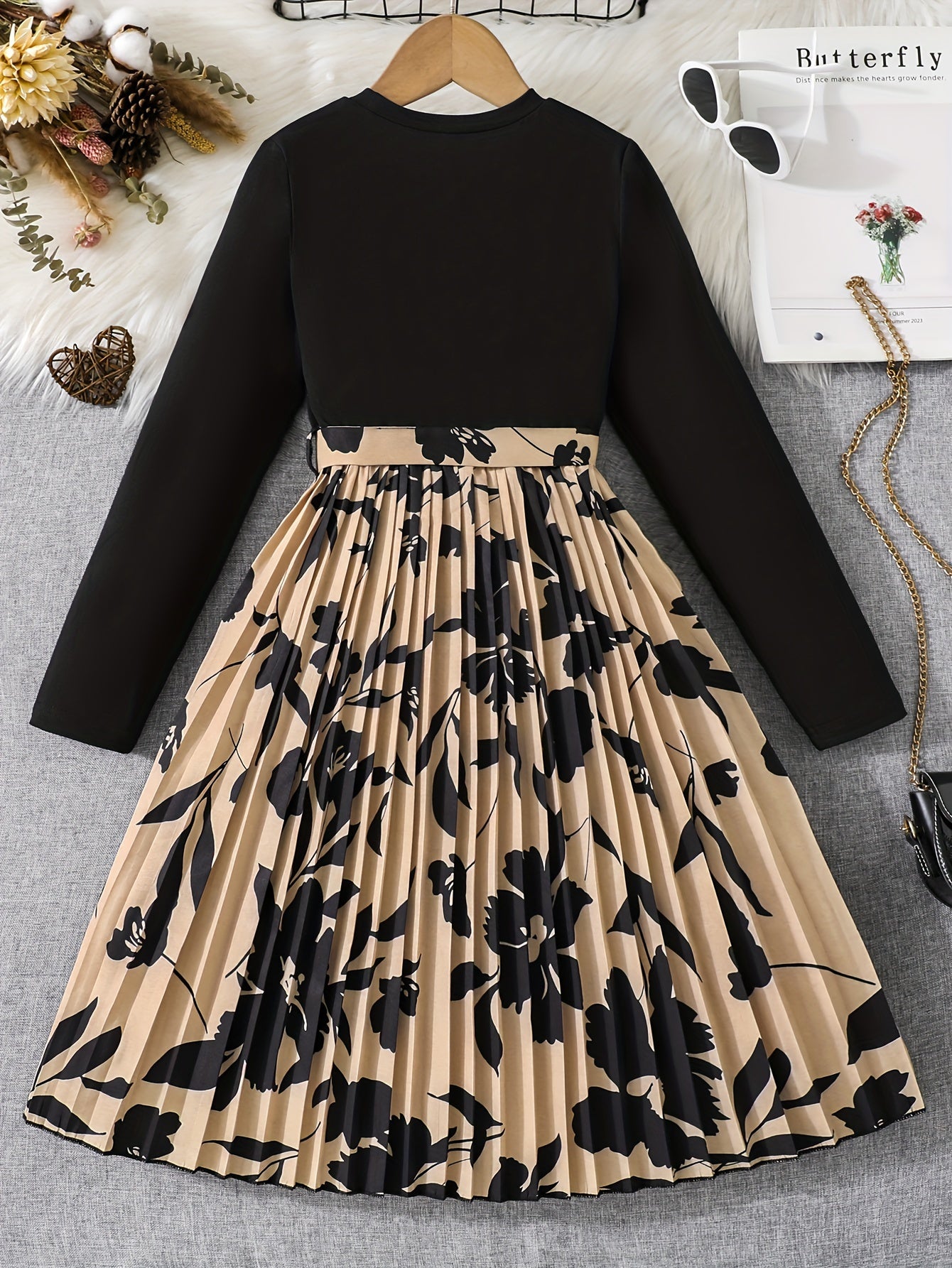 Girls Stylish & Casual Long Sleeve Splicing Leaves Pattern Belted Pleated Dress For Spring & Fall